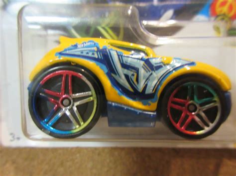 Yahoo オークション Hot Wheels ROCKET BOX HW Art Cars 10 10 ロケ