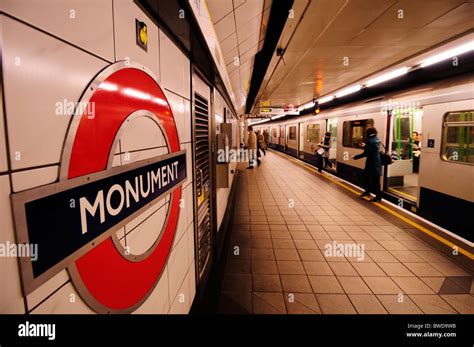 Monument Underground Tube Station London England Uk Stock Photo Alamy