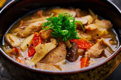 Tonjiru Recipe 豚汁 Japanese Pork Soup