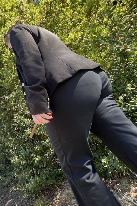 Thick Ass Red Head In Pants Slacks VPL Bent Over Forum