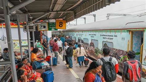 Railways New Train Garvi Gujarat Ac Tourist Train Under Ek Bharat