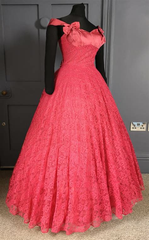 Stunning True Vintage 1950s Red Lace Evening Dress Ball Gown Etsy Uk