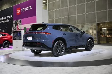 2025 Toyota Crown Signia: We Know Everything So Far - EVsBuzz.com