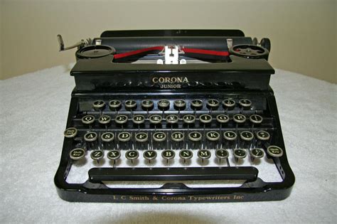 Smith Corona Typewriters Guide To Value Marks History