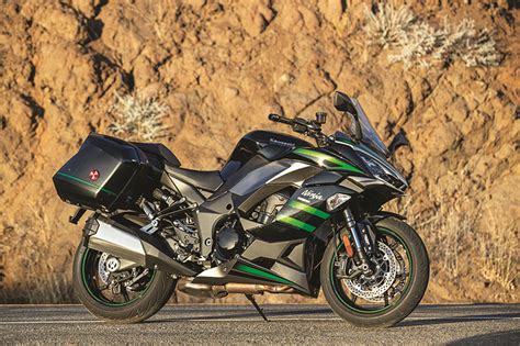 2020 Kawasaki Ninja 1000SX | Road Test Review | Rider Magazine