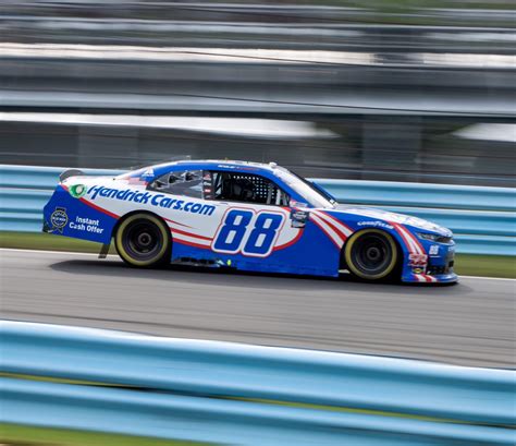 Seas Part For Larson In Watkins Glen Win Tsj101 Sports