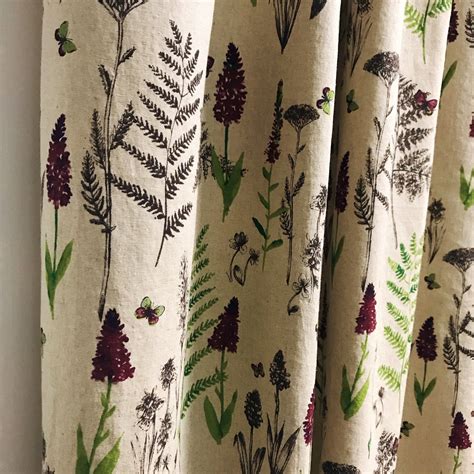 Burgundy Floral Green Plants Pattern Washed Linen Cotton Curtain Raw Natural Linen Background