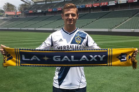 Robbie Rogers officially welcomed by LA Galaxy, could play Sunday ...