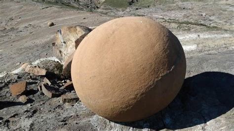 Unnaturally Round Rock Spheres Are Perfectly Natural Quarry