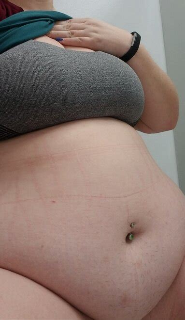 29 Weeks Pregnant Porn Pic