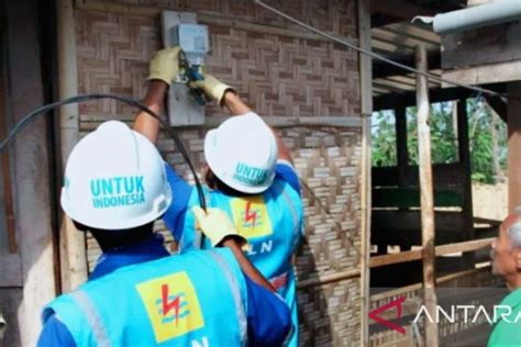 Pln Karawang Sambung Listrik Gratis Melalui Program Lutd Antara News