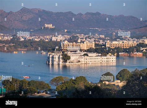 Lake Palace Udaipur Rajasthan India Stock Photo - Alamy