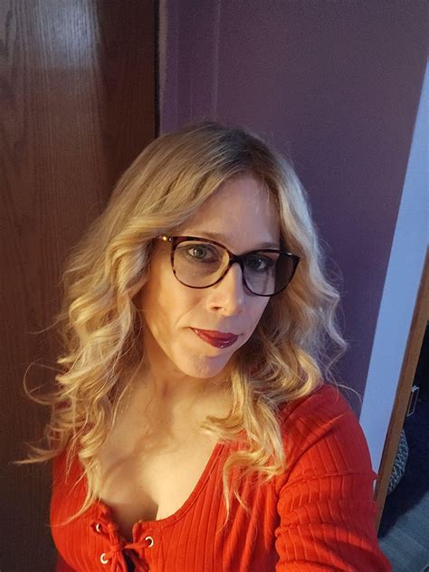 Feeling Cute Today R Transadorable