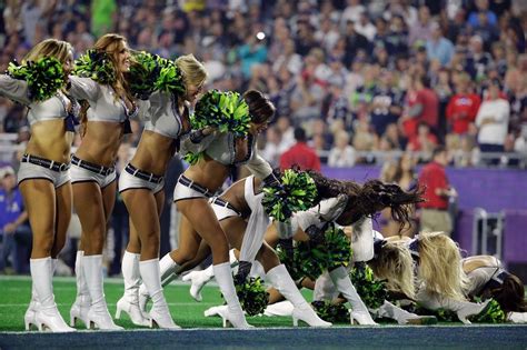 Cheering Cheerleaders Dancing Football Game Game Girls Pep Squad