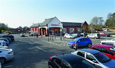 Spilsby Dominant Purpose Built Town Centre Supermarket Maclaren