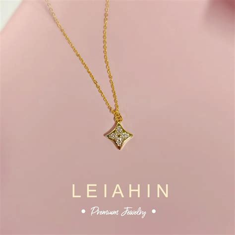 Leiahin K Gold Clover Necklace Four Leaf Diamond Pendant Emas