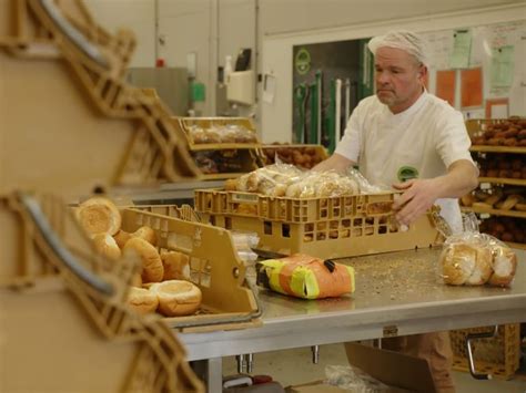 Van Oud Brood Nieuw Brood Maken Een Brood Met Heel Veel Aroma