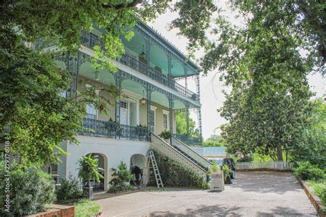 antebellum mansion Stock Photo | Adobe Stock