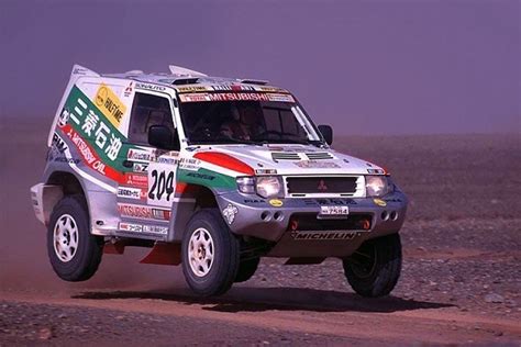 Mitsubishi Pajero Evolution: An Ode to the Dakar Winner - Dyler