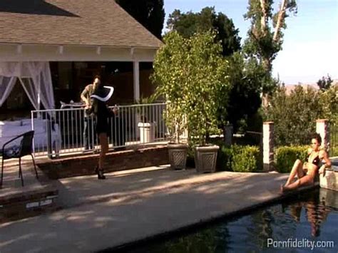 Chanel Preston Se Fait Baiser Par Son Mari XVIDEOS