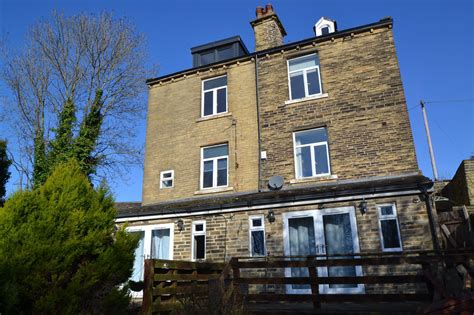 3 Bed Terraced House For Sale In Highfield Road Idle Bradford Bd10