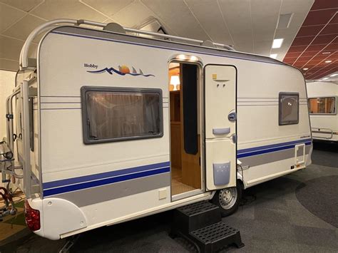 Hobby Excellent Easy 460 UFE MOVER VOORTENT LUIFEL Bij Topland Caravans