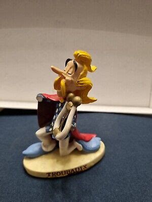 Asterix Und Obelix Figur Plastoy Ca 7 Cm Barde Troubadix Mit Harfe EBay