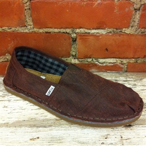 Men's Toms Shoes: Comfortable and Stylish