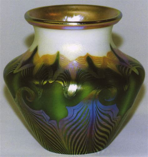 Quezal Art Glass Vase Circa 1906 Collectors Weekly