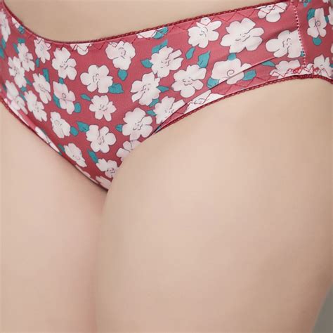 Buy Prettycat Beautiful Floral Print Lightly Padded T Shirt Bra Panty Set Red Online