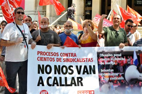 UGT y CCOO condenan la injerencia de los poderes públicos en la