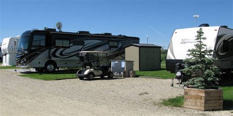 Beaver Dam Golf Course & RV Park - Golfing Near Calgary Alberta