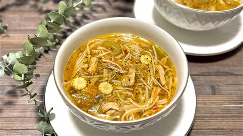 Soupe chinoise au poulet et aux nouilles Excellente recette à tester