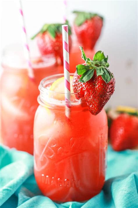 34 Refreshing Summery Mason Jar Drinks To Beat The Heat