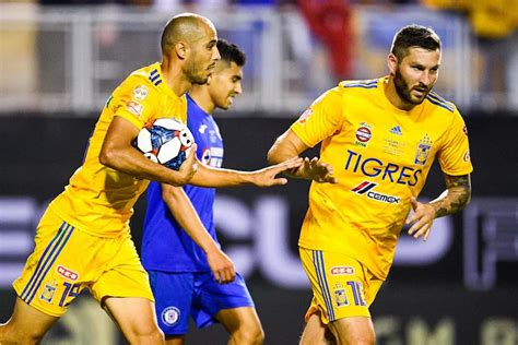 Gignac sauve les Tigres avec un magnifique enchaînement Mexique