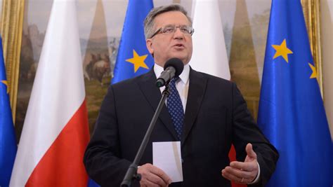 Bronisław Komorowski buduje drużynę pierścienia PiS chce zaskoczyć