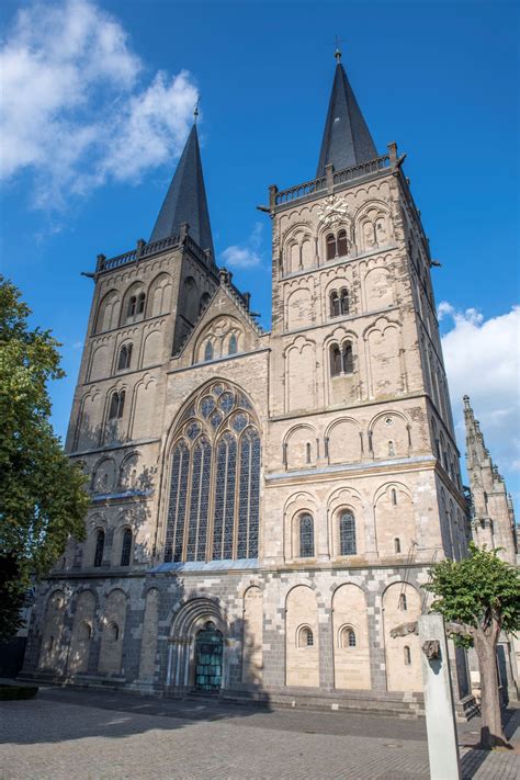 Von Römern und Drachentötern Xanten im Zwielicht von Legende und Wahrheit