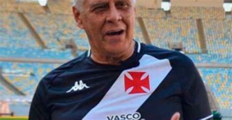 Morre Roberto Dinamite maior ídolo do Vasco aos 68 anos Aratu On