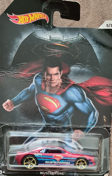 Embalagem Danificada Hot Wheels DC Muscle Tone Batman Vs Superman Universo Hot Wheels