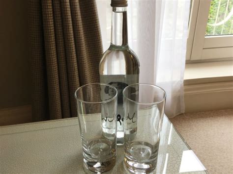 Luxury Hotel Welcome Amenities: First Impressions Count