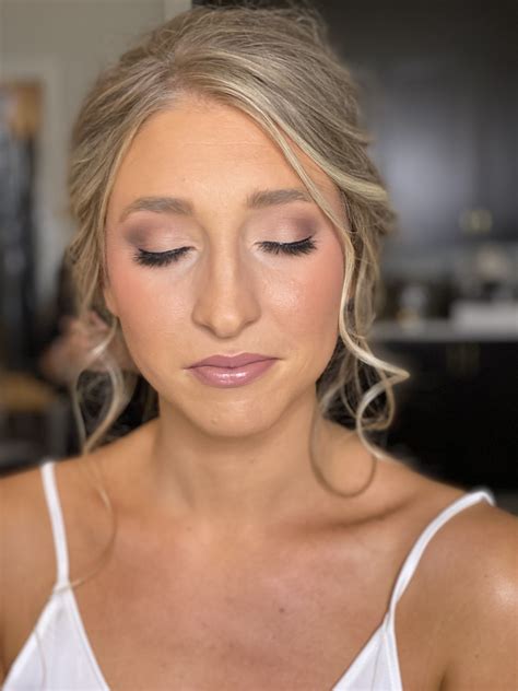 Glowing Soft Bridal Makeup Artofit