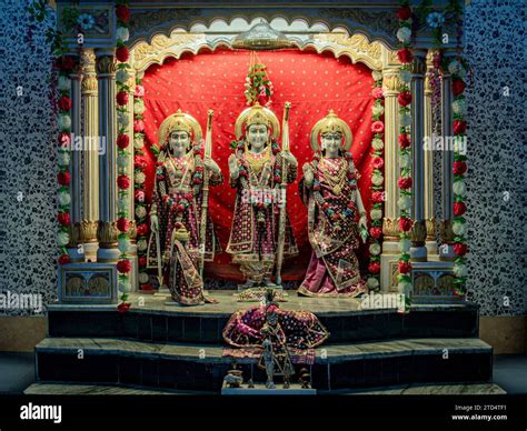 Vintage Old Ram Lakshman Sita Idol In Ramji Mandir Kukadia