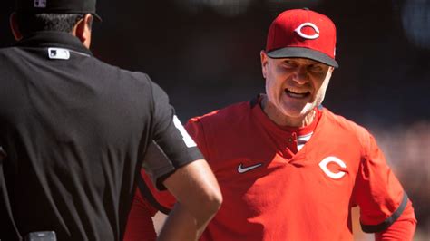 Reds Manager David Bell Ejected For Arguing Strike Zone First Ejection