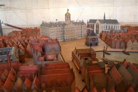 Maquette Van De Dam Met Het Stadhuis De Waag De Nieuwe Kerk En Op De