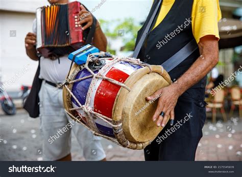 63 Roving Musician Images, Stock Photos & Vectors | Shutterstock