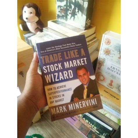 Hard Cover Trade Like a Stock Market Wizard Book Paper in English by Mark Minervini for Business ...