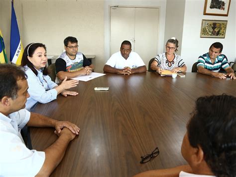 Délia enaltece e conclama lideranças de bairros em reunião Dourados News