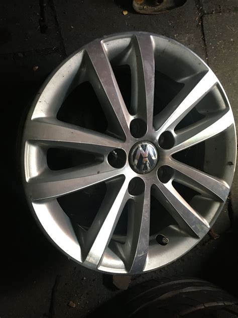 Felga aluminiowa alufelga vw polo 9n r14 Częstochowa Błeszno OLX pl