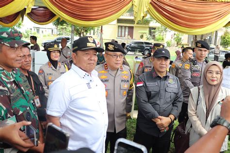 KAJATI DAN GUBERNUR LAMPUNG BESERTA FORKOPIMDA TINJAU PELAKSANAAN