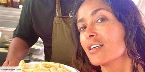 Photo Salma Hayek Resplendissante Sans Maquillage Ans Elle Se